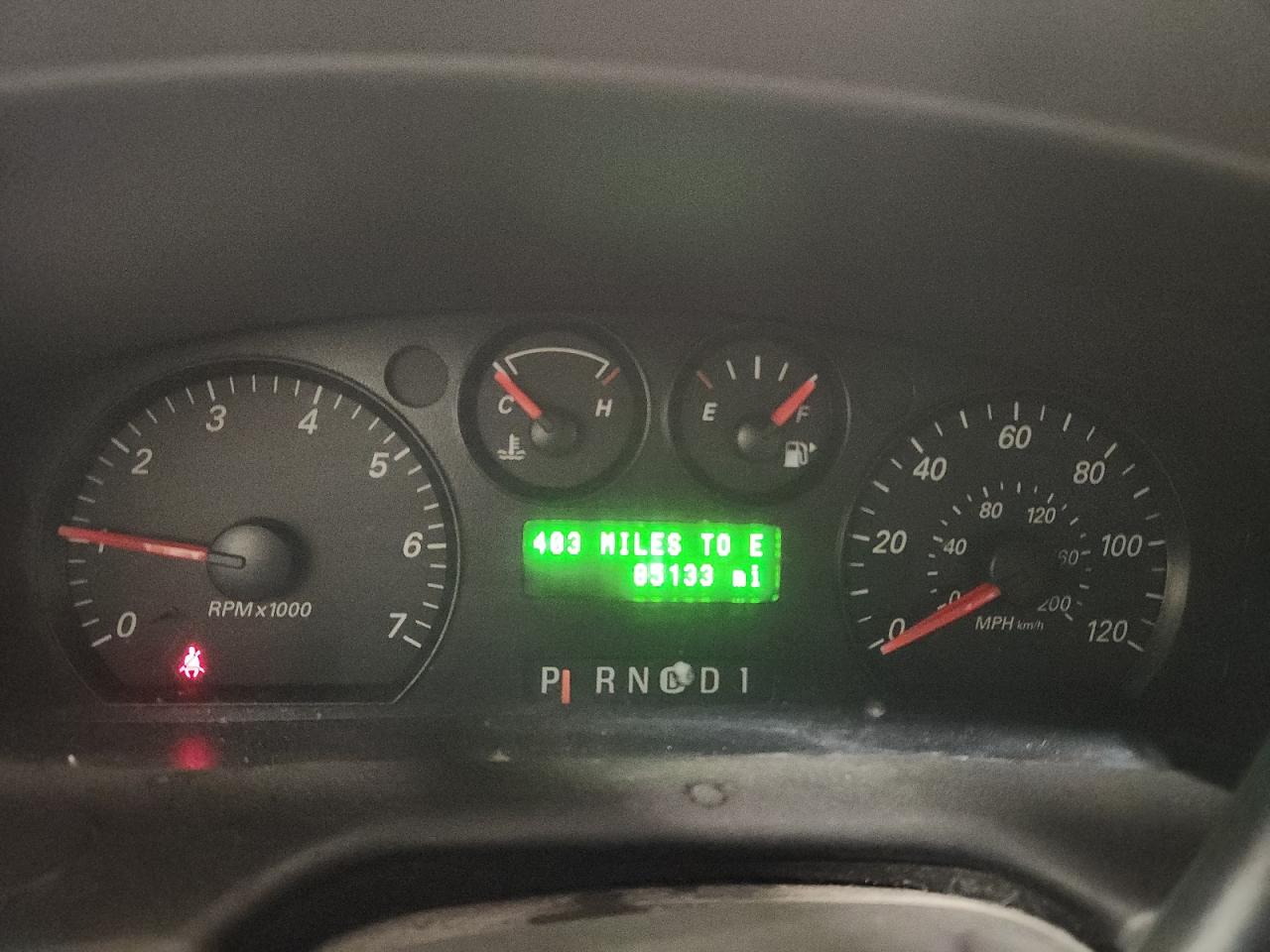 2005 Ford Taurus Se VIN: 1FAFP53275A288512 Lot: 92457705