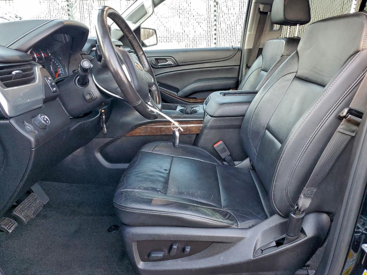 2018 Chevrolet Tahoe C1500 Lt VIN: 1GNSCBKC7JR235096 Lot: 94257985