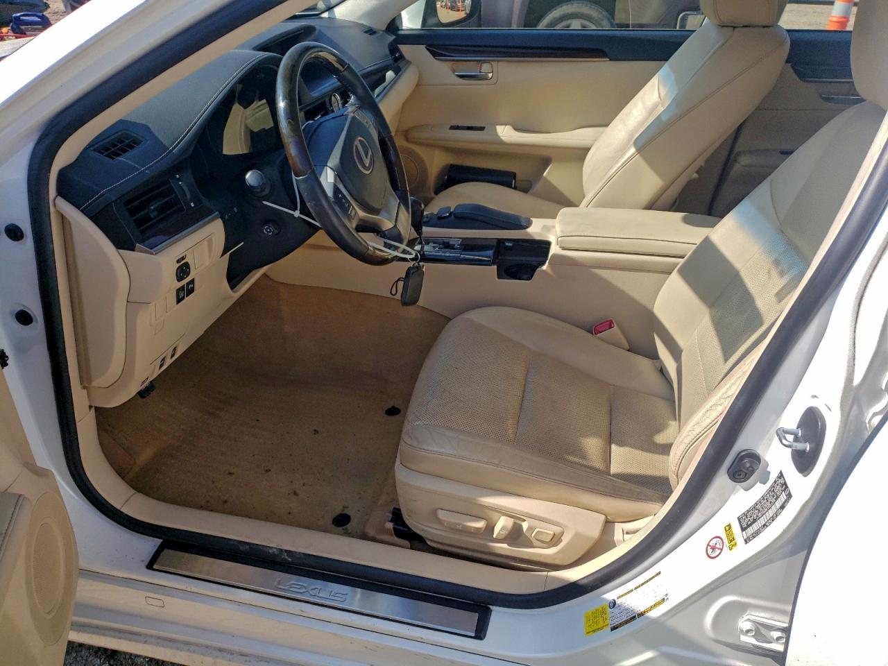 2015 Lexus Es 350 VIN: JTHBK1GG8F2203225 Lot: 93041085