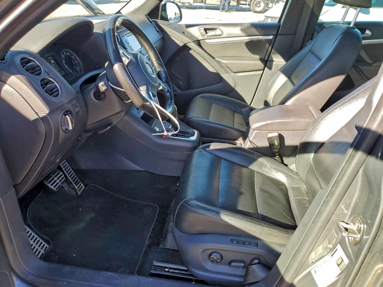 2014 Volkswagen Tiguan S VIN: WVGAV3AXXEW006682 Lot: 94790725