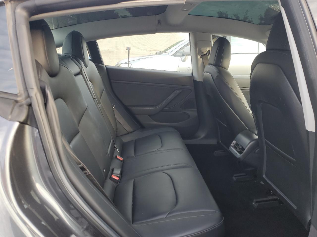 2018 Tesla Model 3 VIN: 5YJ3E1EA4JF008529 Lot: 93336745