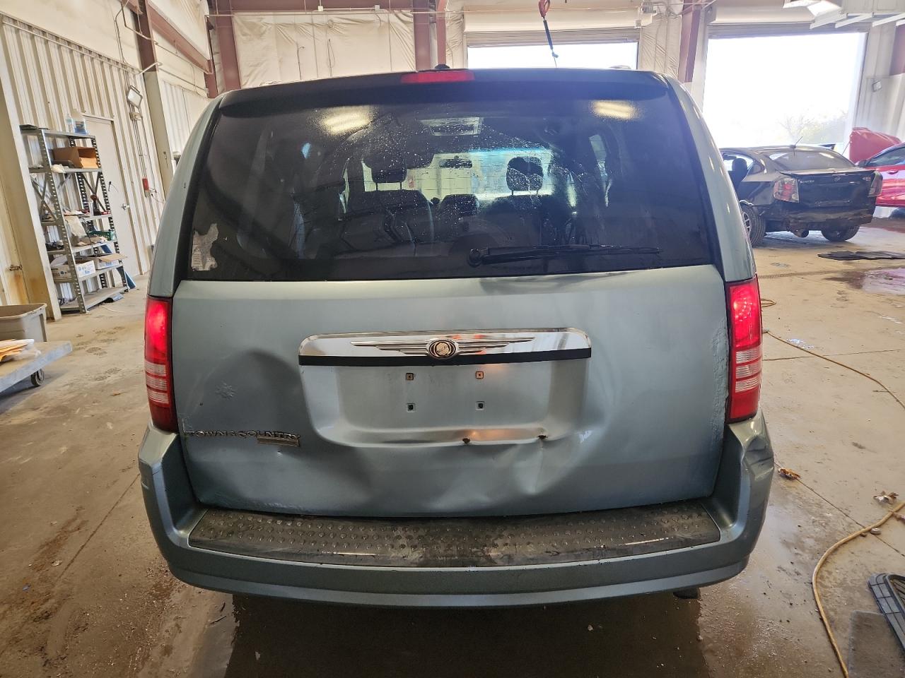 2008 Chrysler Town & Country Touring VIN: 2A8HR54P28R841227 Lot: 90700765