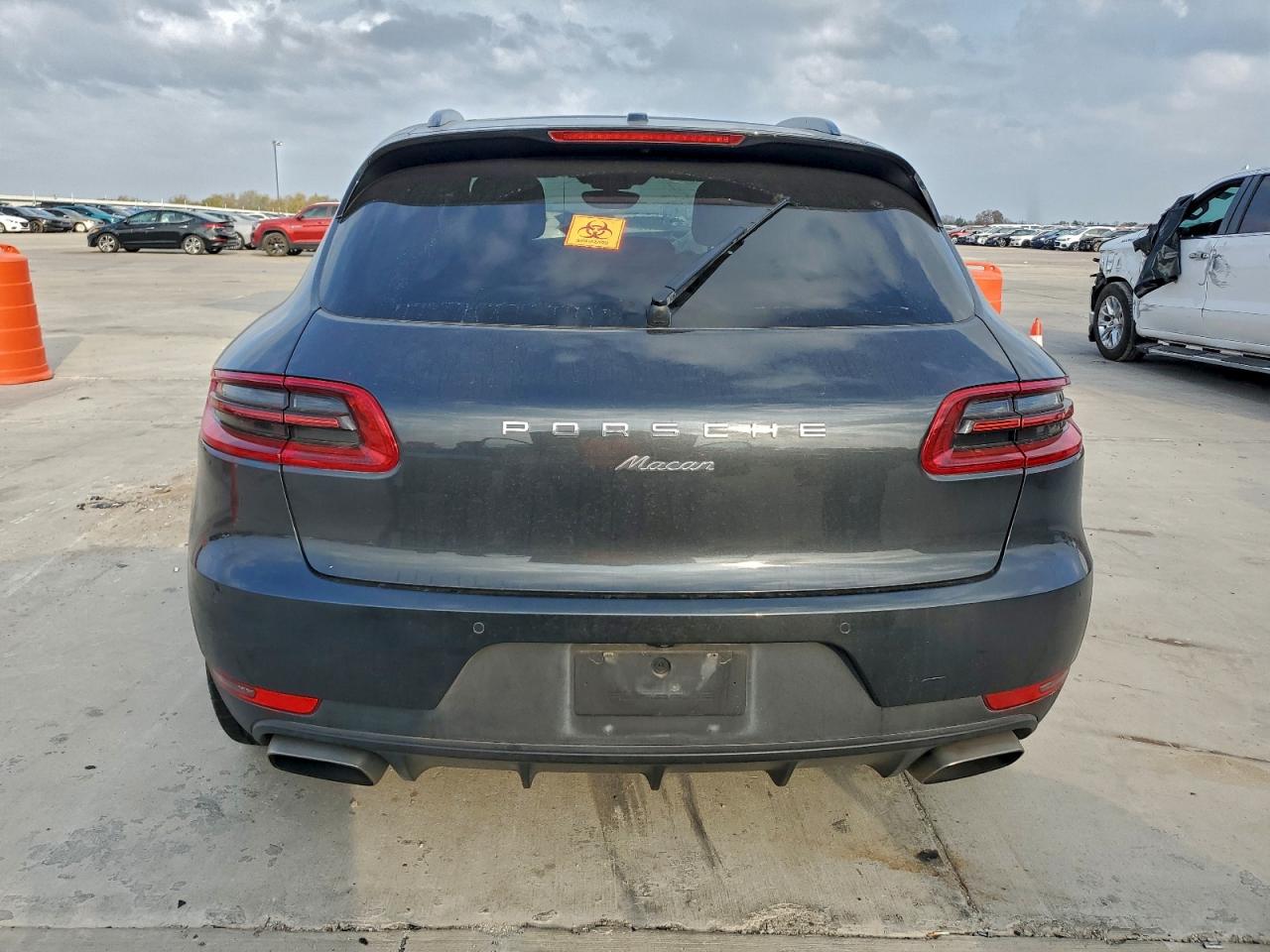 2018 Porsche Macan VIN: WP1AA2A57JLB19217 Lot: 93439205