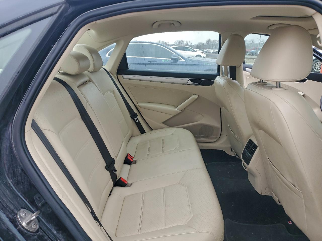 2019 Volkswagen Passat Wolfsburg VIN: 1VWLA7A33KC000553 Lot: 94149195