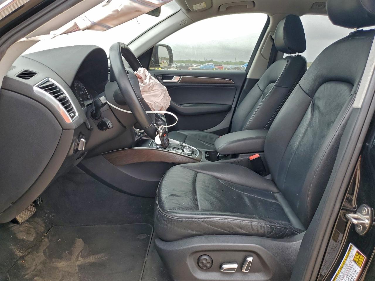 2017 Audi Q5 Premium VIN: WA1C2AFP8HA097997 Lot: 93947215