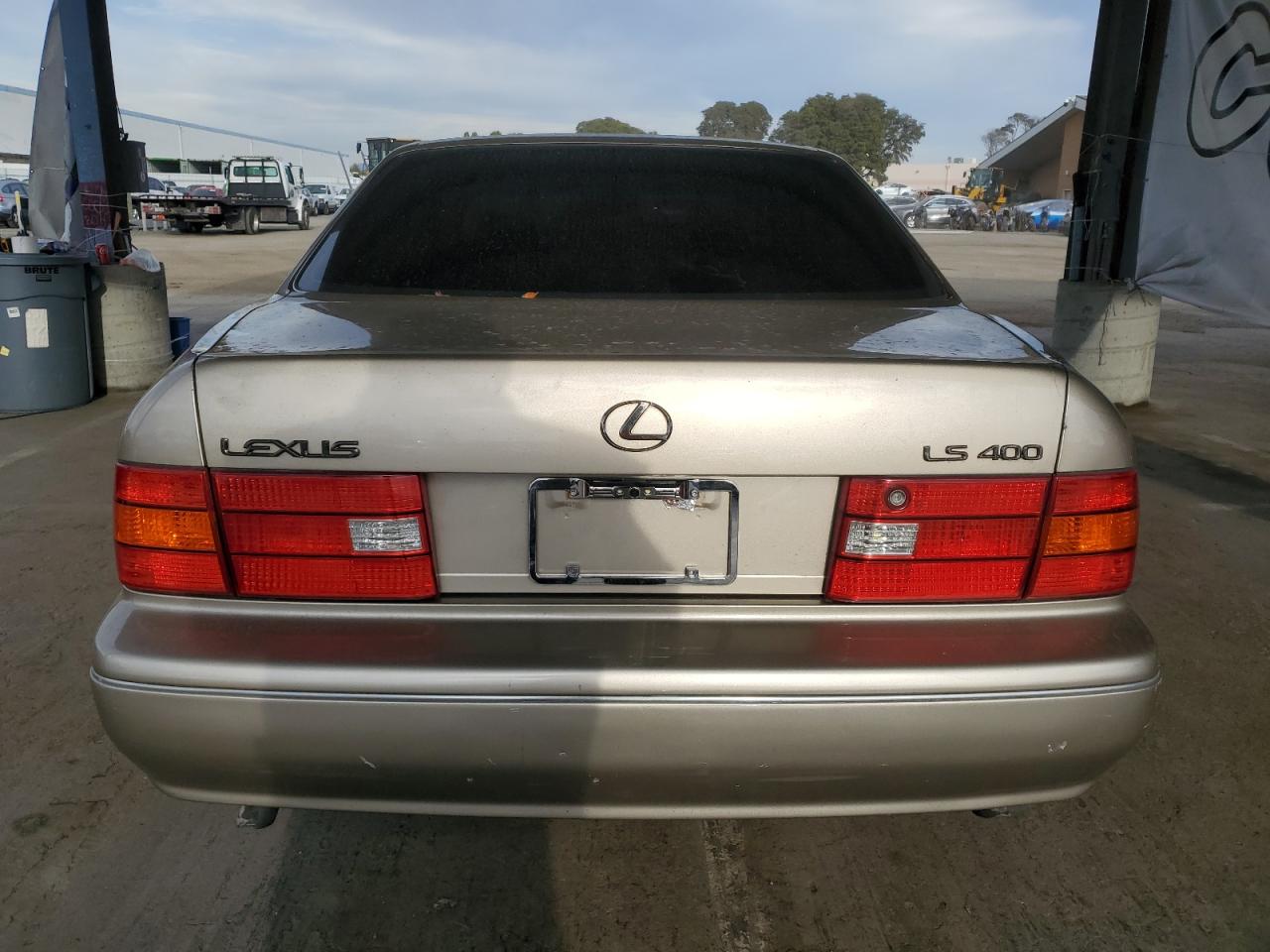 2000 Lexus Ls 400 VIN: JT8BH28F7Y0181128 Lot: 92043745