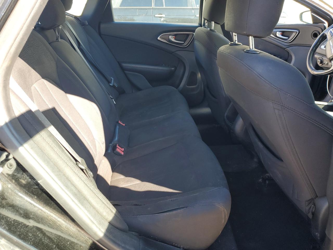 2016 Chrysler 200 Limited VIN: 1C3CCCAB0GN154361 Lot: 92278415