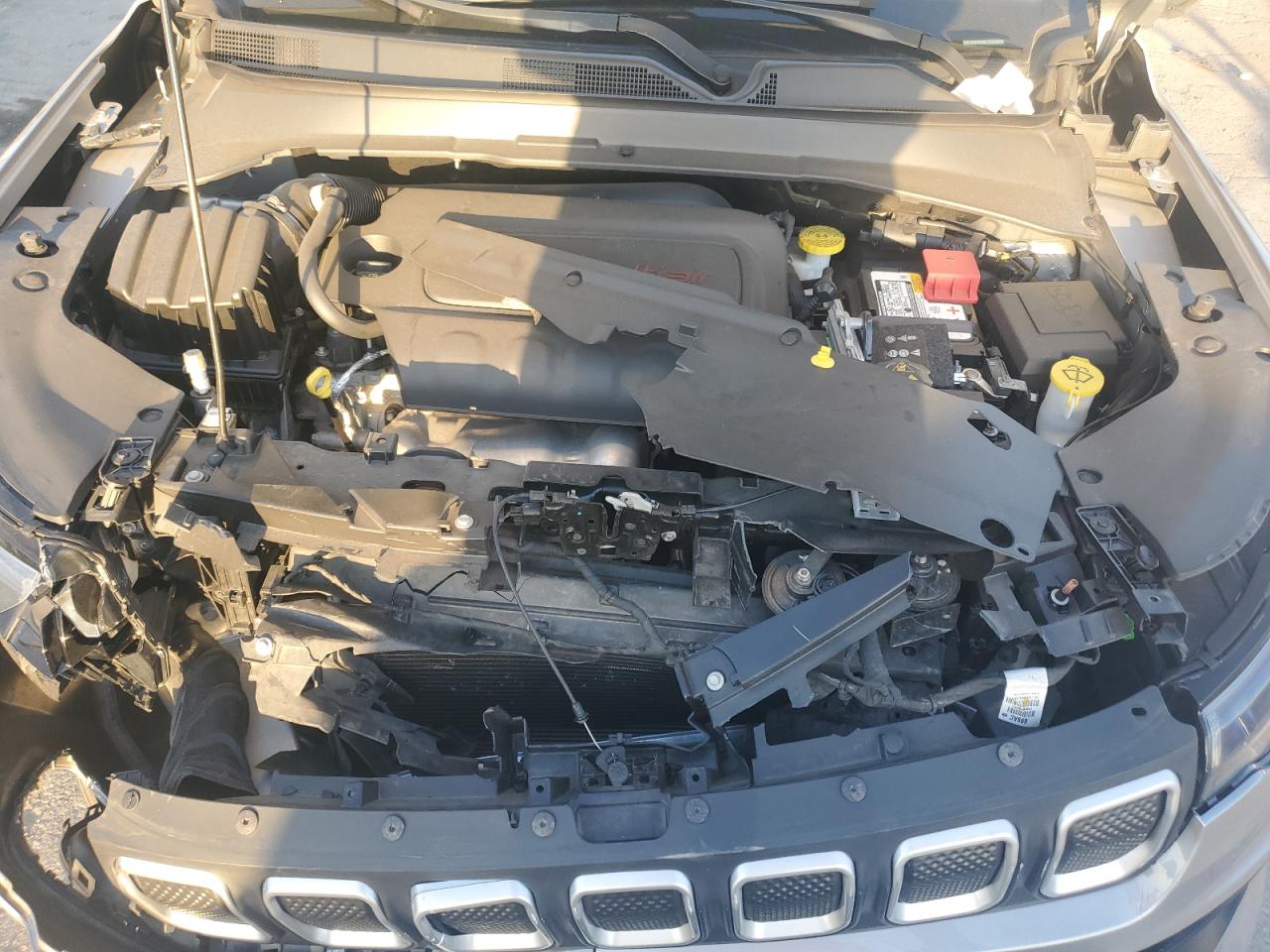 2022 Jeep Compass Latitude VIN: 3C4NJDBB5NT121139 Lot: 93012815