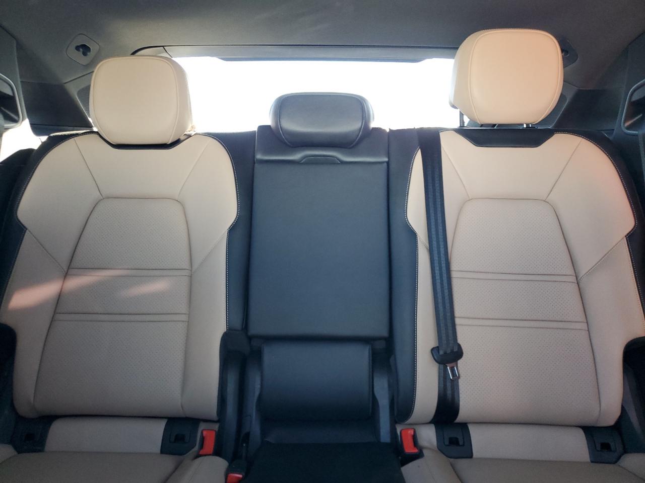 2024 Porsche Cayenne Coupe VIN: WP1BA2AY2RDA51834 Lot: 93859675