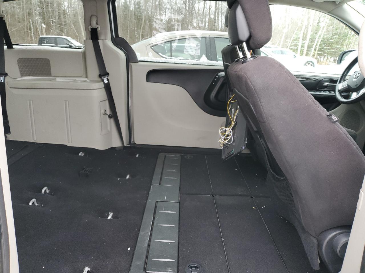 2011 Dodge Grand Caravan Express VIN: 2D4RN4DG1BR692501 Lot: 85503895