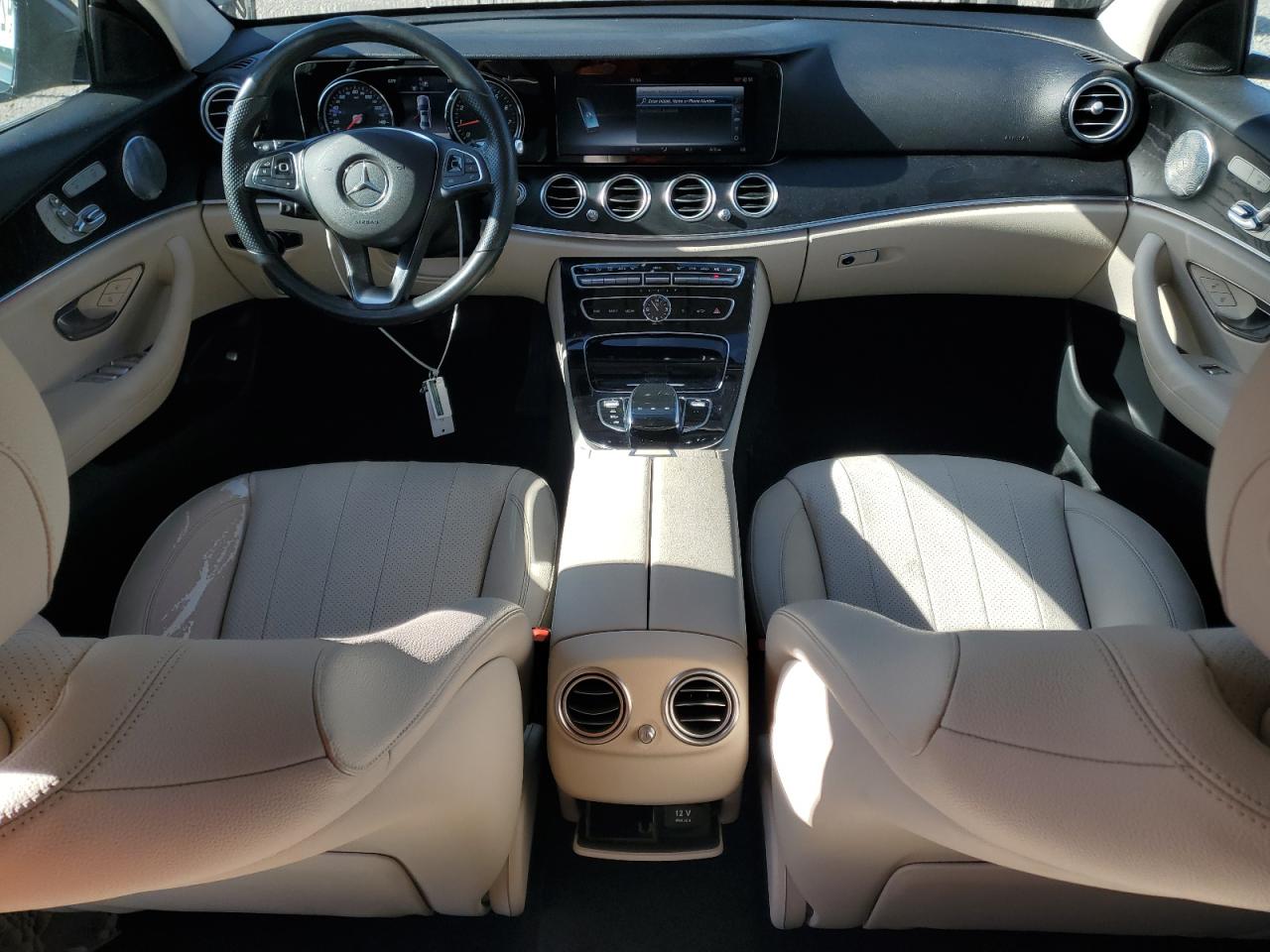 2017 Mercedes-Benz E 300 VIN: WDDZF4JB6HA092935 Lot: 92500125