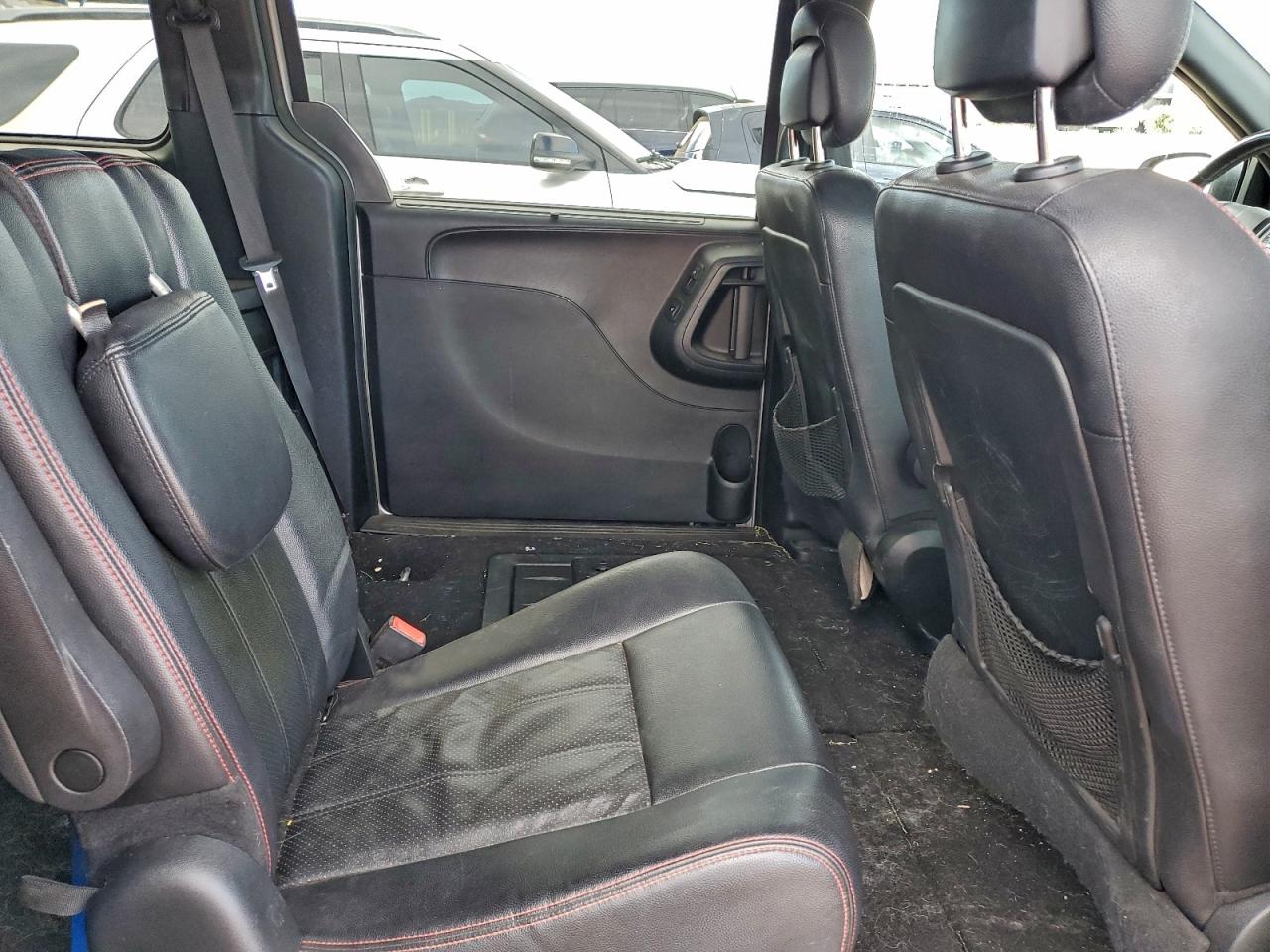 2018 Dodge Grand Caravan Gt VIN: 2C4RDGEGXJR150327 Lot: 92874565