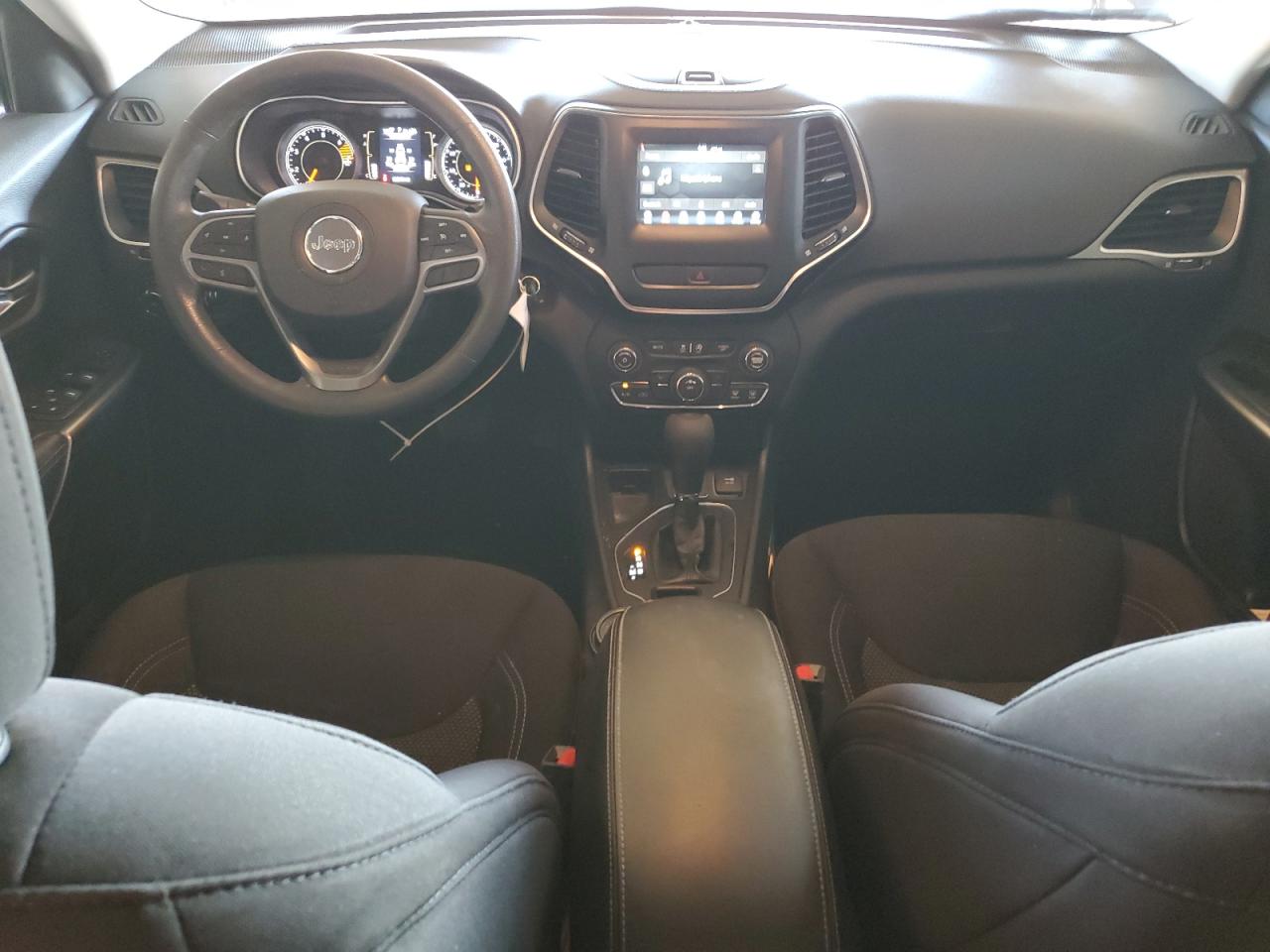 2019 Jeep Cherokee Latitude VIN: 1C4PJLCBXKD457954 Lot: 91769765