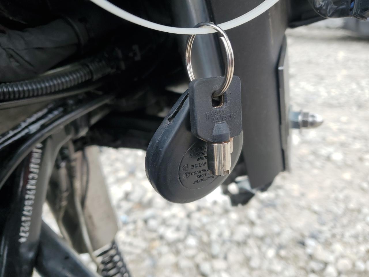 2014 Harley-Davidson Flhtcu Ultra Classic Electra Glide VIN: 1HD1FCM19EB671927 Lot: 91564905