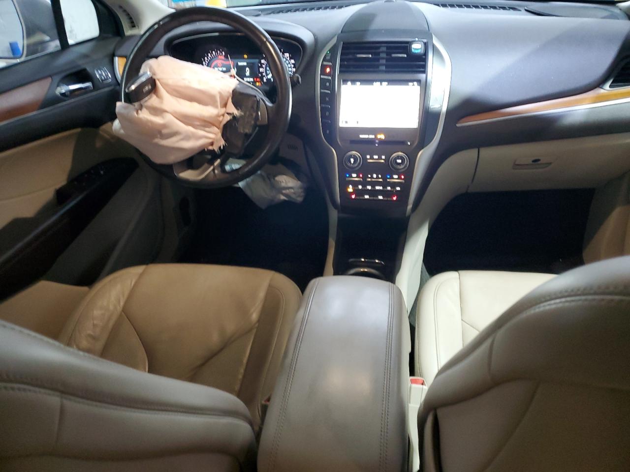 2018 Lincoln Mkc Select VIN: 5LMCJ2D91JUL03662 Lot: 91082545