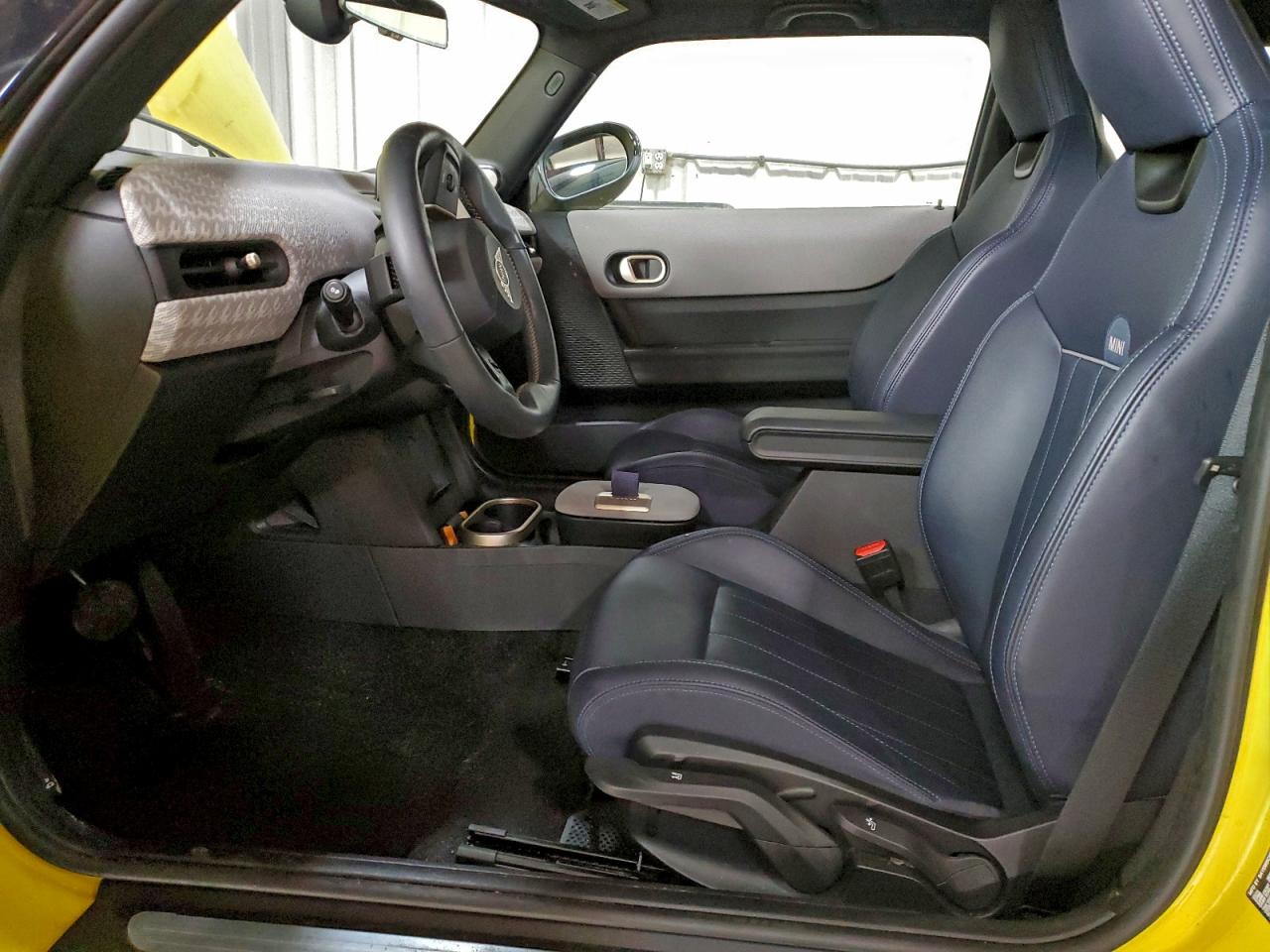 2025 Mini Cooper S VIN: WMW23GD09S2W12446 Lot: 93957775