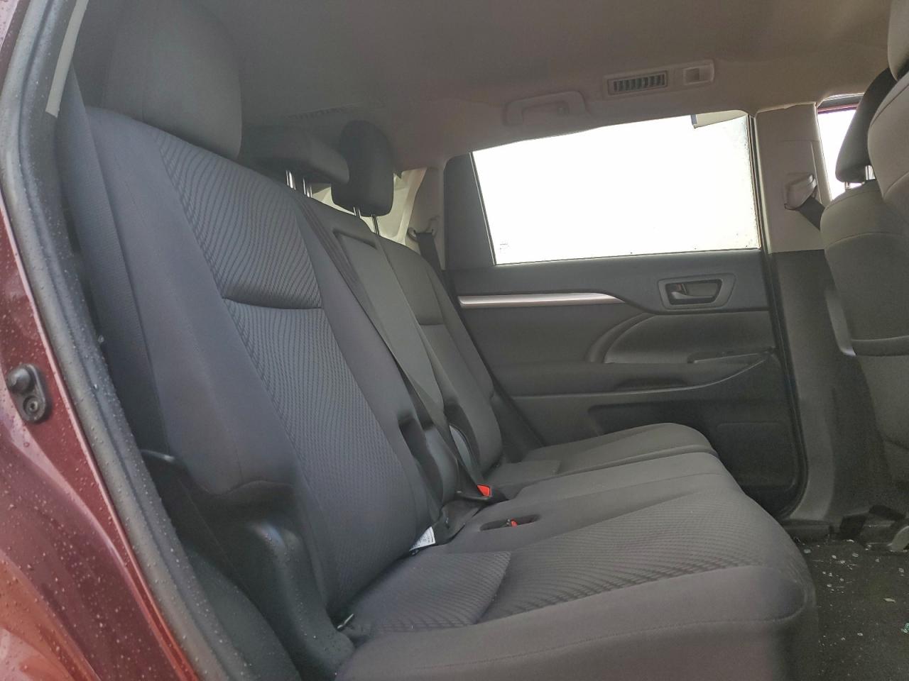 2019 Toyota Highlander Le VIN: 5TDZARFH5KS052536 Lot: 94321295