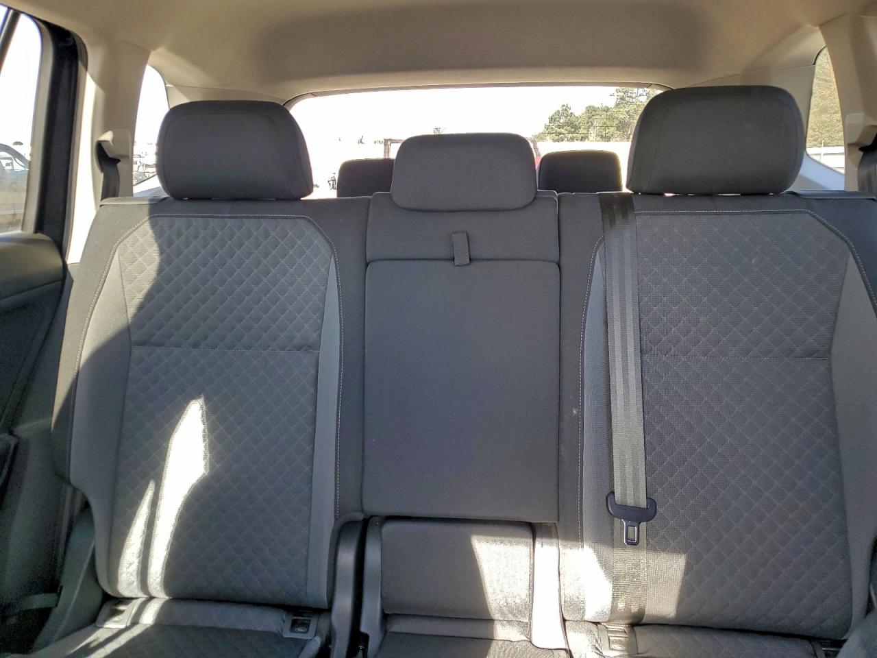 2020 Volkswagen Tiguan S VIN: 3VV1B7AX0LM055327 Lot: 94300775