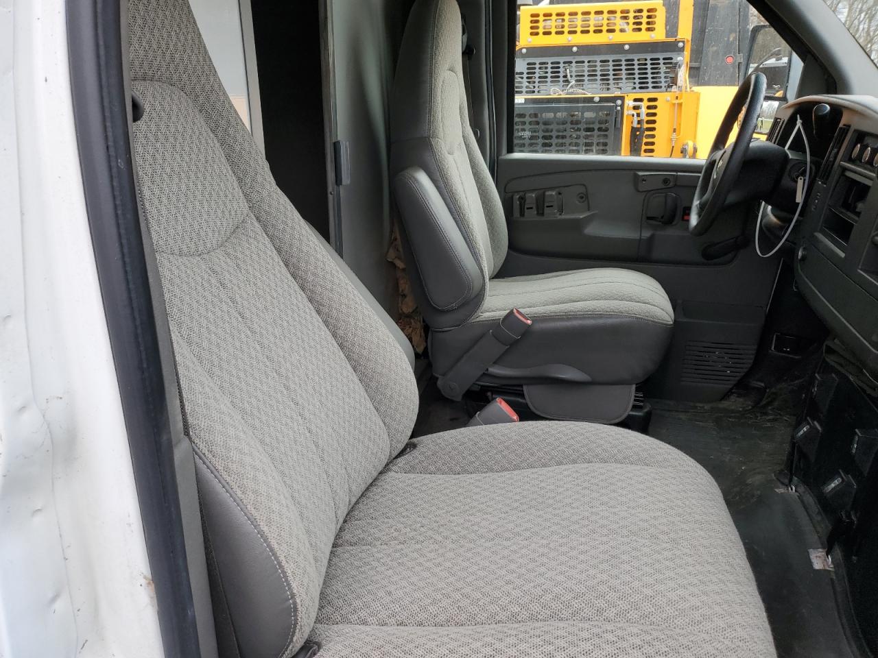 2009 Chevrolet Express G3500 VIN: 1GBJG31K391127984 Lot: 92260725