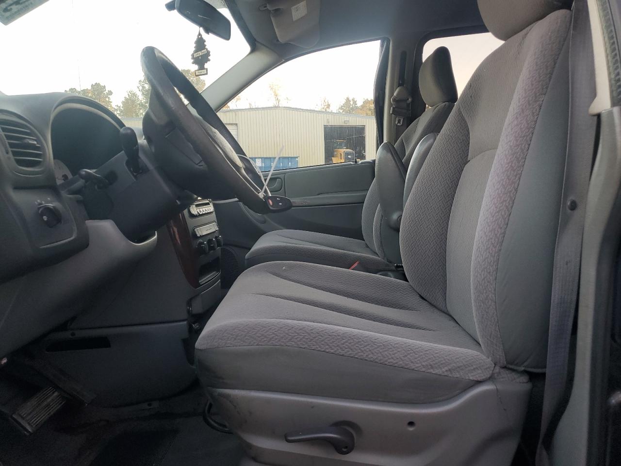 2007 Chrysler Town & Country Lx VIN: 1A4GJ45R97B131799 Lot: 91465275