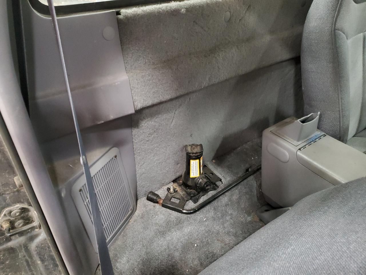 1994 Mazda B3000 VIN: 4F4CR12U8RTM15837 Lot: 93782215