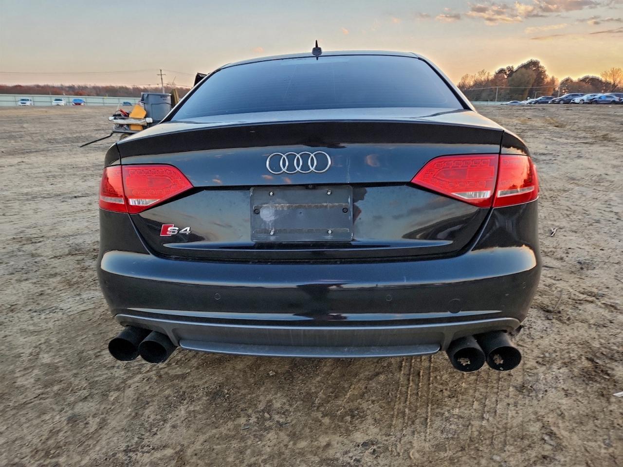 2012 Audi S4 Prestige VIN: WAUKGAFL5CA110128 Lot: 93684925