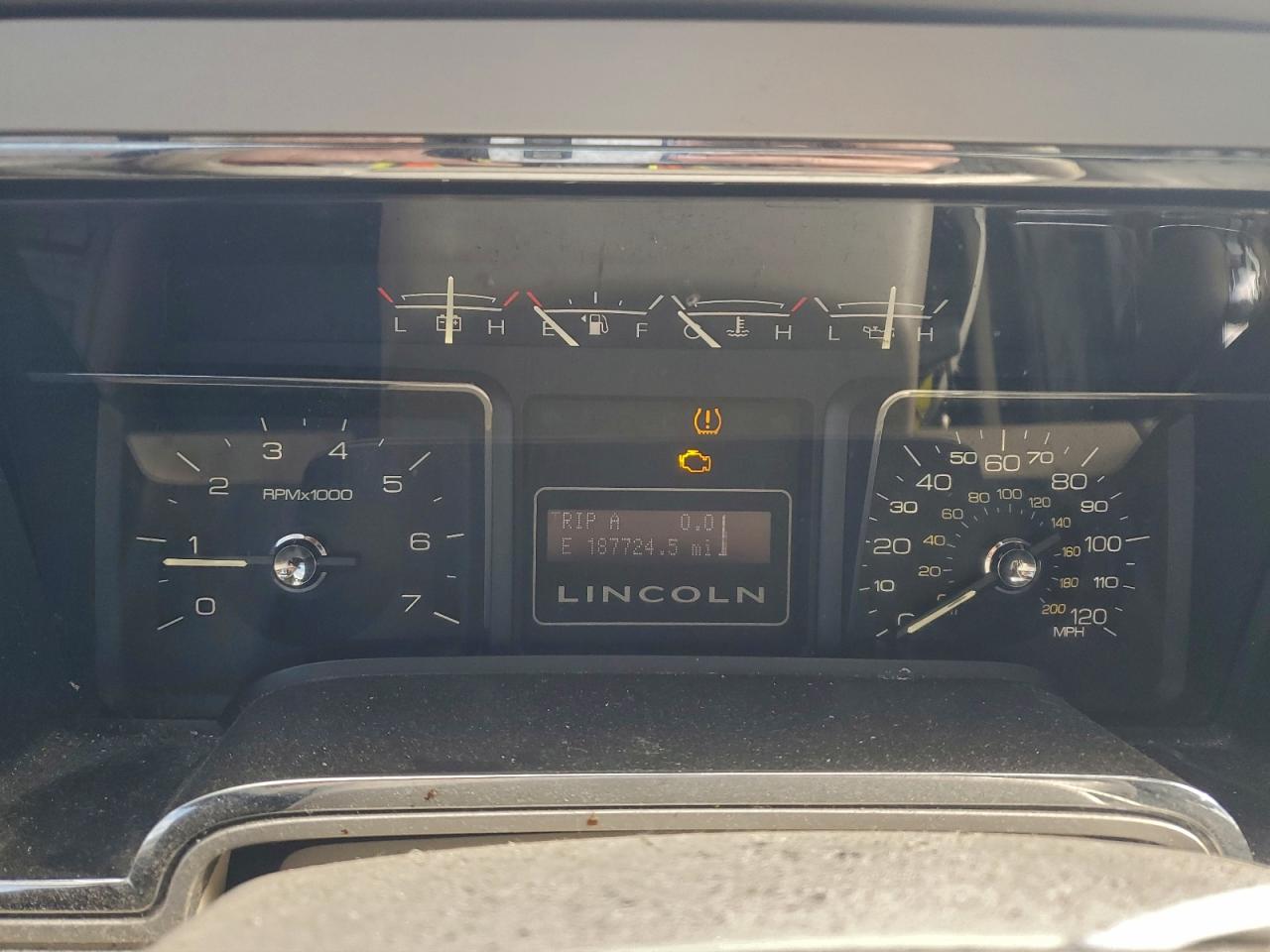 2010 Lincoln Navigator L VIN: 5LMJJ3J56AEJ04406 Lot: 93597745