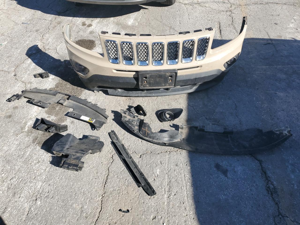 2016 Jeep Compass Sport VIN: 1C4NJDBB8GD770507 Lot: 92161615