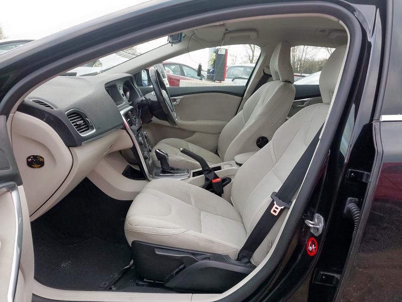 2015 VOLVO V40 D2 [120] SE 5DR GEARTRONIC