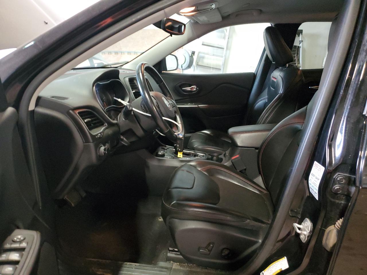 2020 Jeep Cherokee Trailhawk VIN: 1C4PJMBN8LD538101 Lot: 90978125