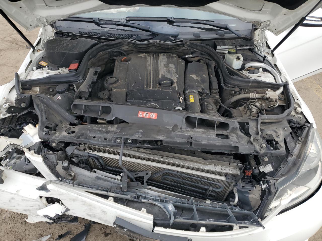 2013 Mercedes-Benz C 250 VIN: WDDGF4HB2DR270719 Lot: 92527975