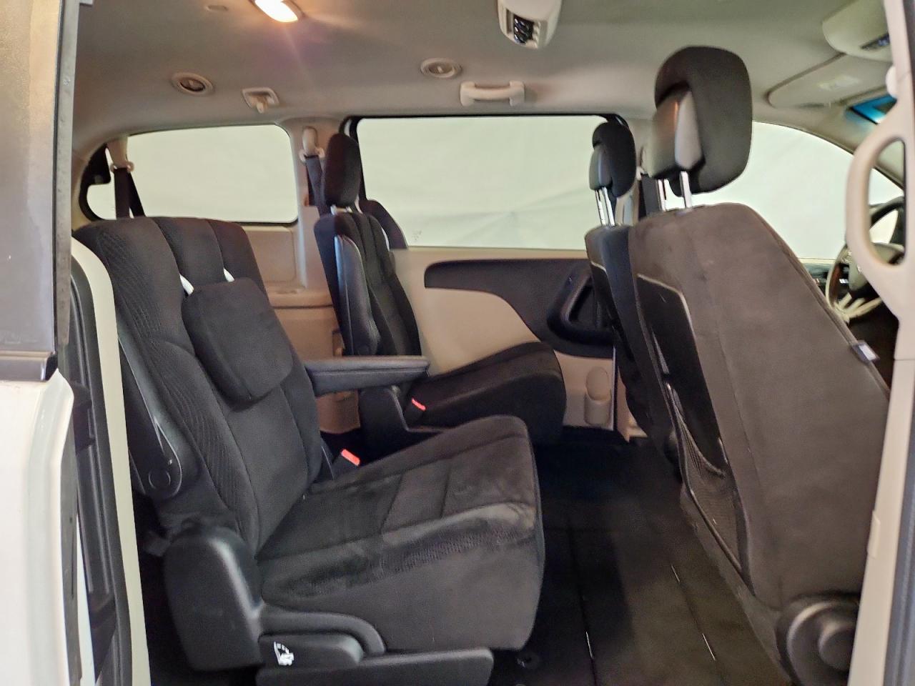 2014 Dodge Grand Caravan Sxt VIN: 2C4RDGCG7ER127757 Lot: 92672745