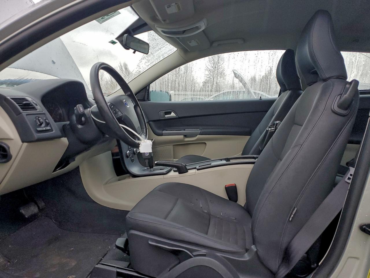 2011 Volvo C30 T5 VIN: YV1672MK4B2211281 Lot: 94733045