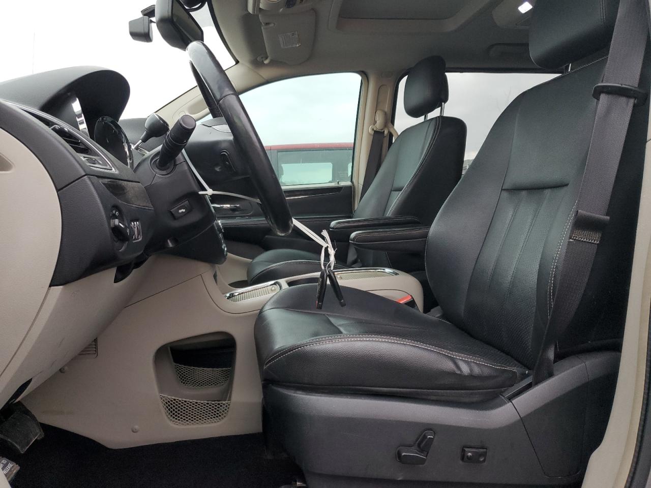 2014 Chrysler Town & Country Touring L VIN: 2C4RC1CG0ER243513 Lot: 84191145