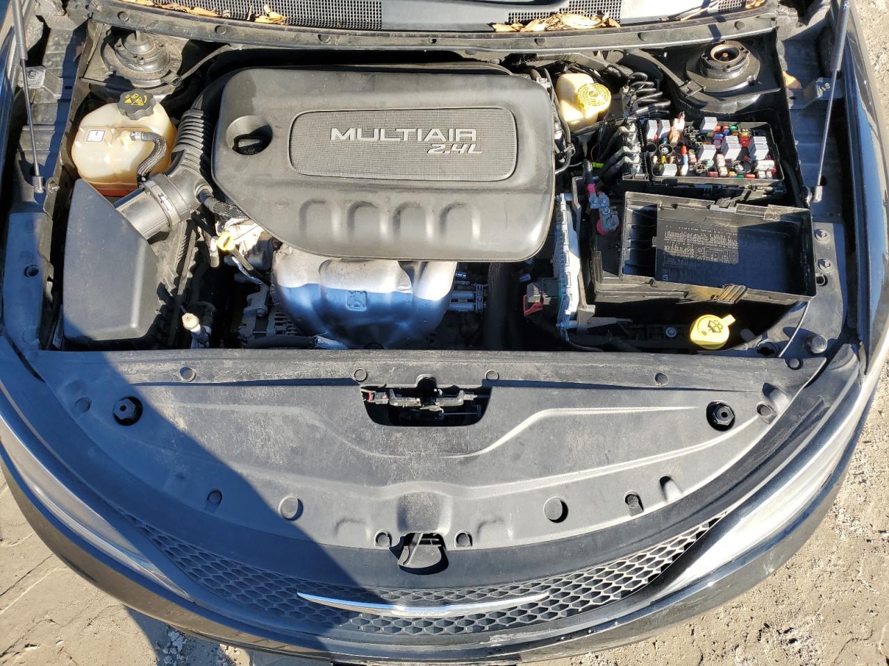 2015 Chrysler 200 S VIN: 1C3CCCBB2FN546402 Lot: 91445105