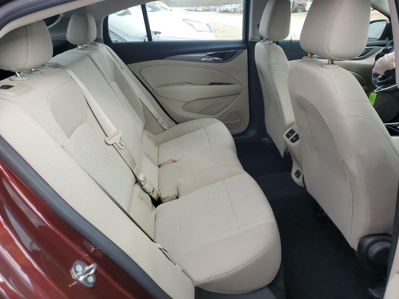 2018 Buick Regal Preferred VIN: W04GL6SXXJ1063051 Lot: 91733495