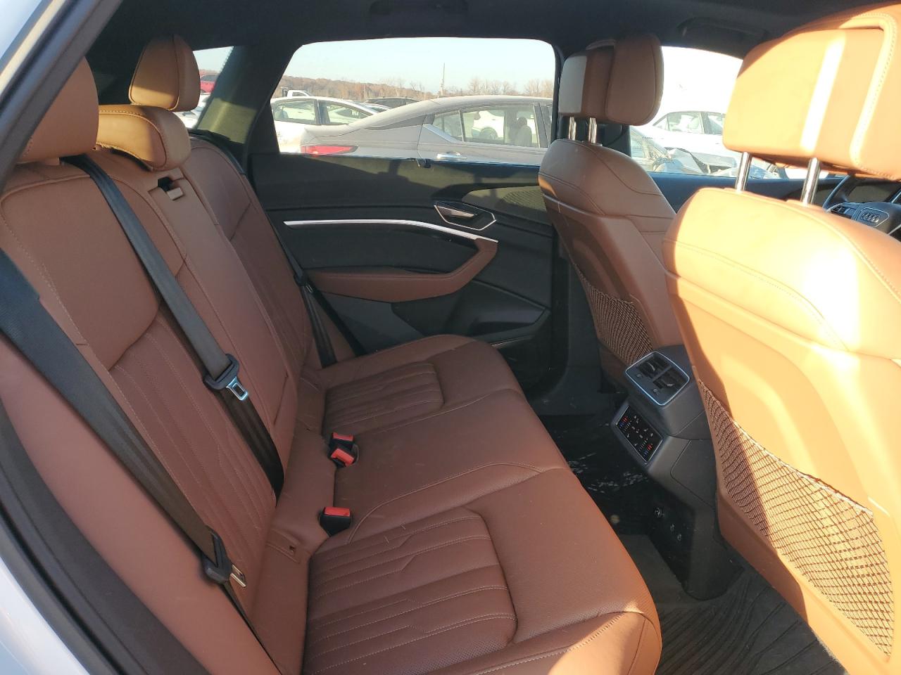 2024 Audi Q8 E-Tron Prestige VIN: WA16AAGE8RB031507 Lot: 92293195