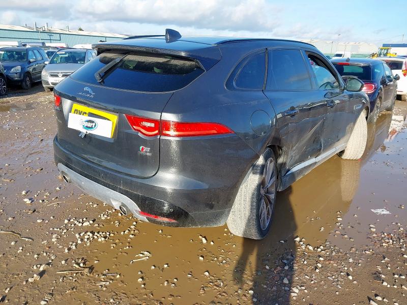 2017 JAGUAR F-PACE 3.0D V6 S 5DR AUTO AWD