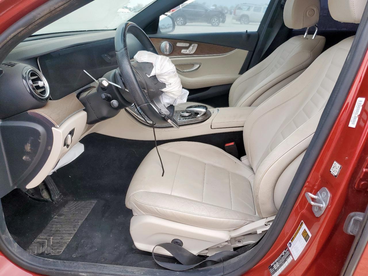 2018 Mercedes-Benz E 300 VIN: WDDZF4JB7JA317367 Lot: 93521295