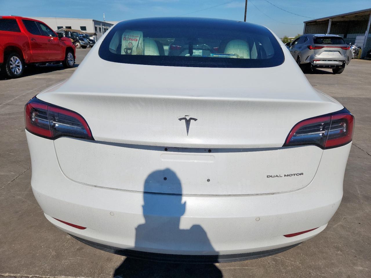 2018 Tesla Model 3 VIN: 5YJ3E1EB3JF100207 Lot: 91443215