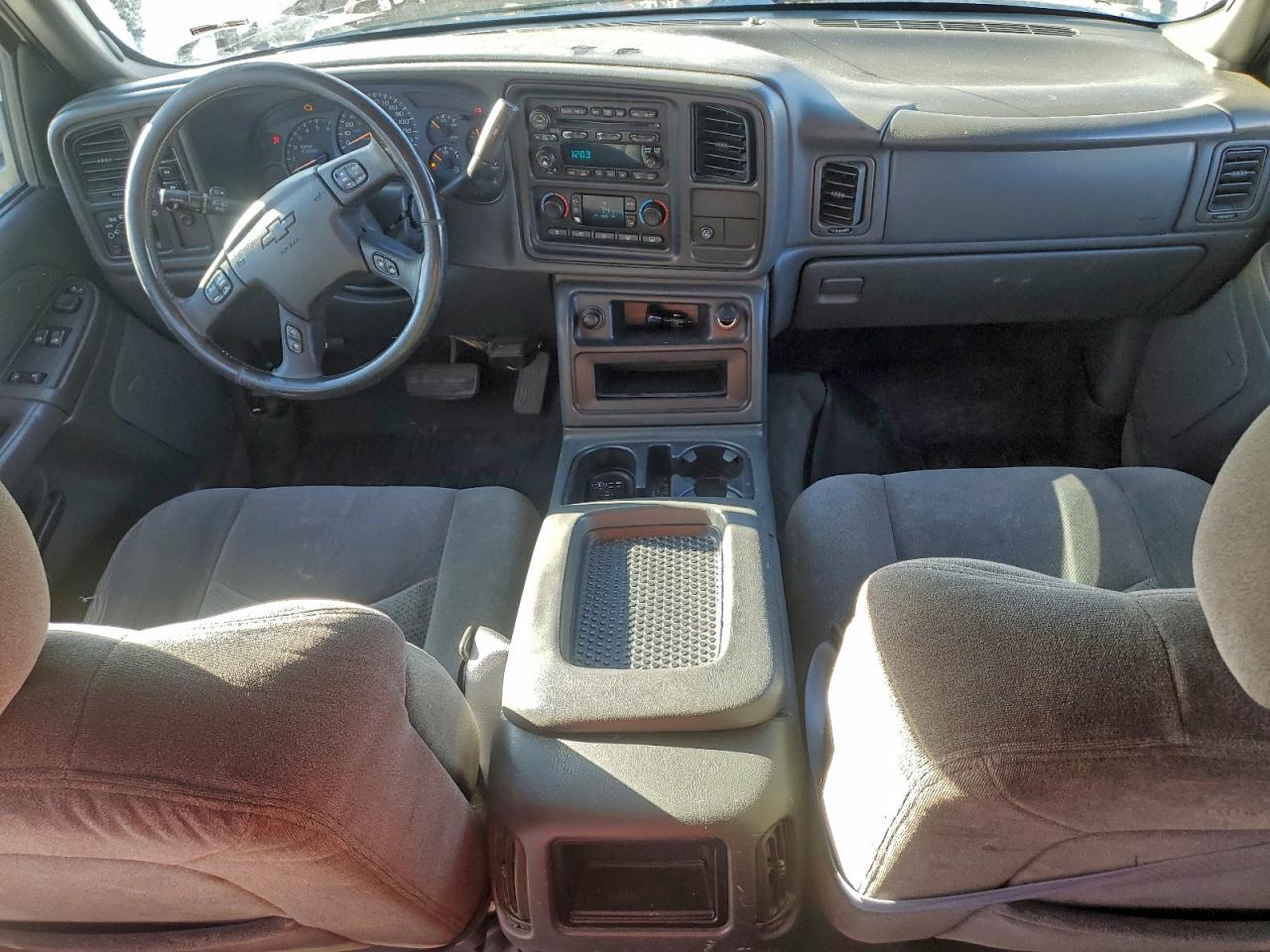 2005 Chevrolet Silverado K1500 VIN: 1GCEK19TX5Z115369 Lot: 94351735