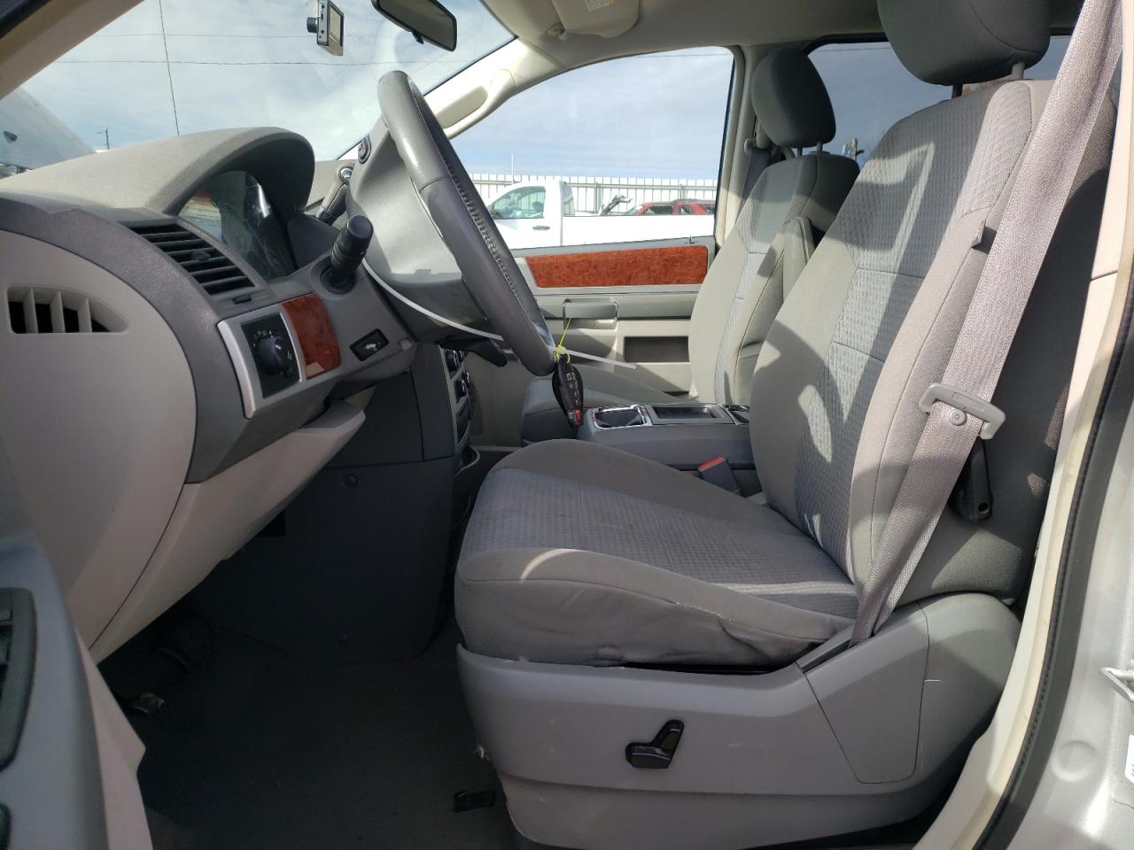 2009 Chrysler Town & Country Touring VIN: 2A8HR54189R550325 Lot: 91804495