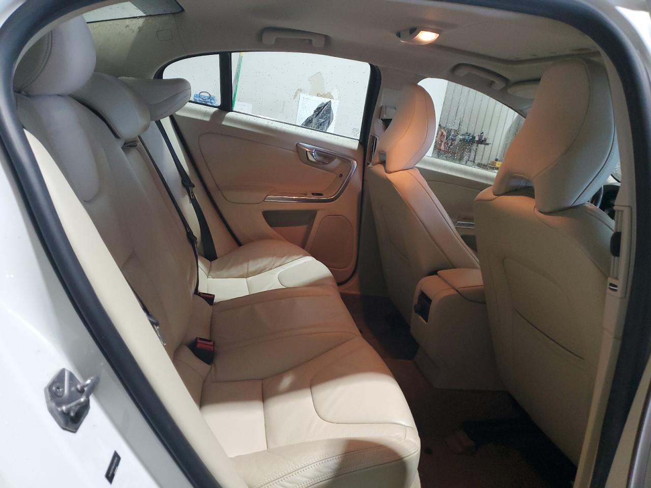 2014 Volvo S60 T5 VIN: YV1612FH4E2275098 Lot: 90083525