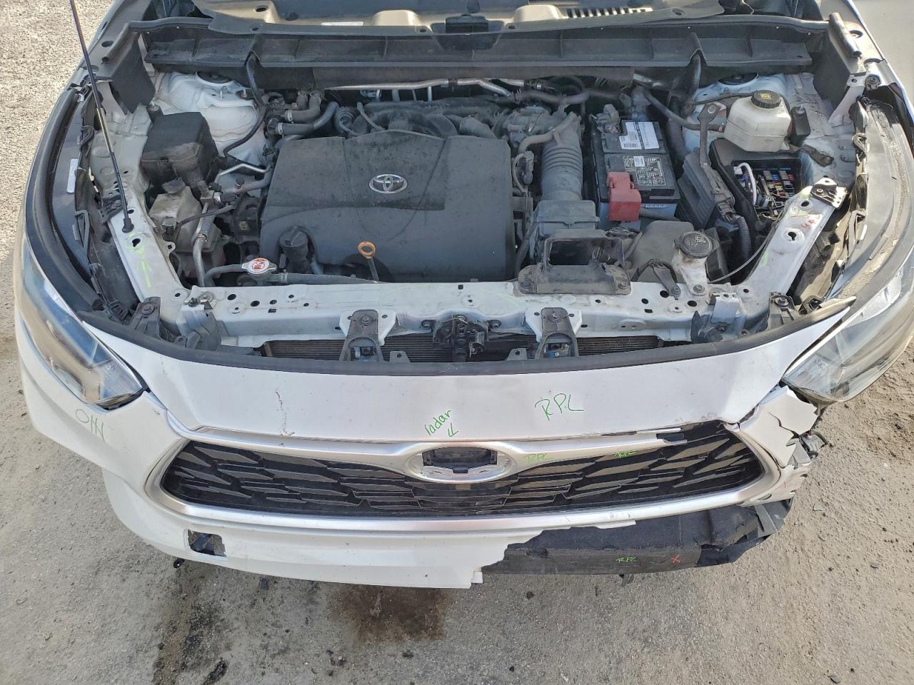 2020 Toyota Highlander L VIN: 5TDBZRBHXLS000255 Lot: 94290295