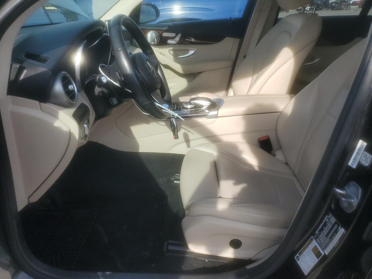 2017 Mercedes-Benz Glc 300 4Matic VIN: WDC0G4KB6HF186499 Lot: 91214155