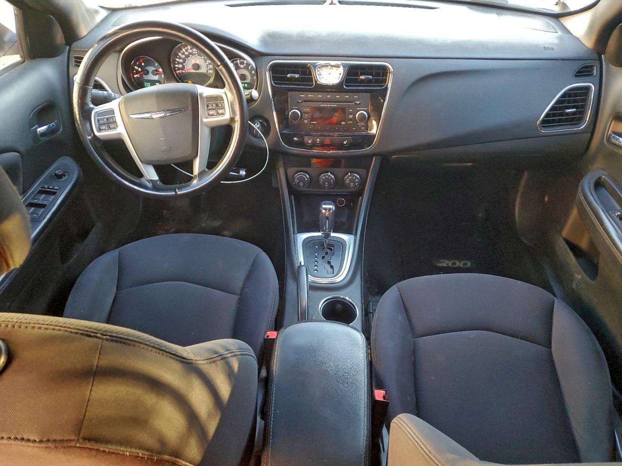 2014 Chrysler 200 Touring VIN: 1C3CCBBB5EN231618 Lot: 94190555