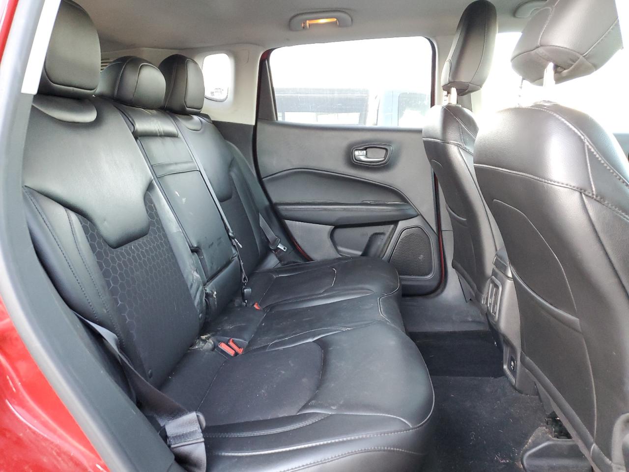 2018 Jeep Compass Latitude VIN: 3C4NJCBB6JT318468 Lot: 92470575