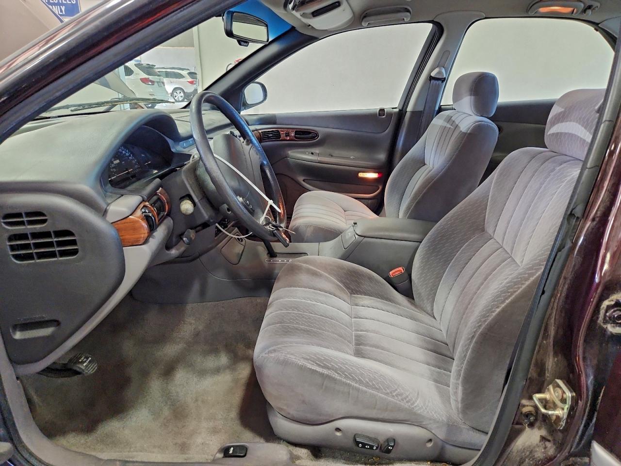 1994 Chrysler Concorde VIN: 2C3HL56T3RH303523 Lot: 93105635