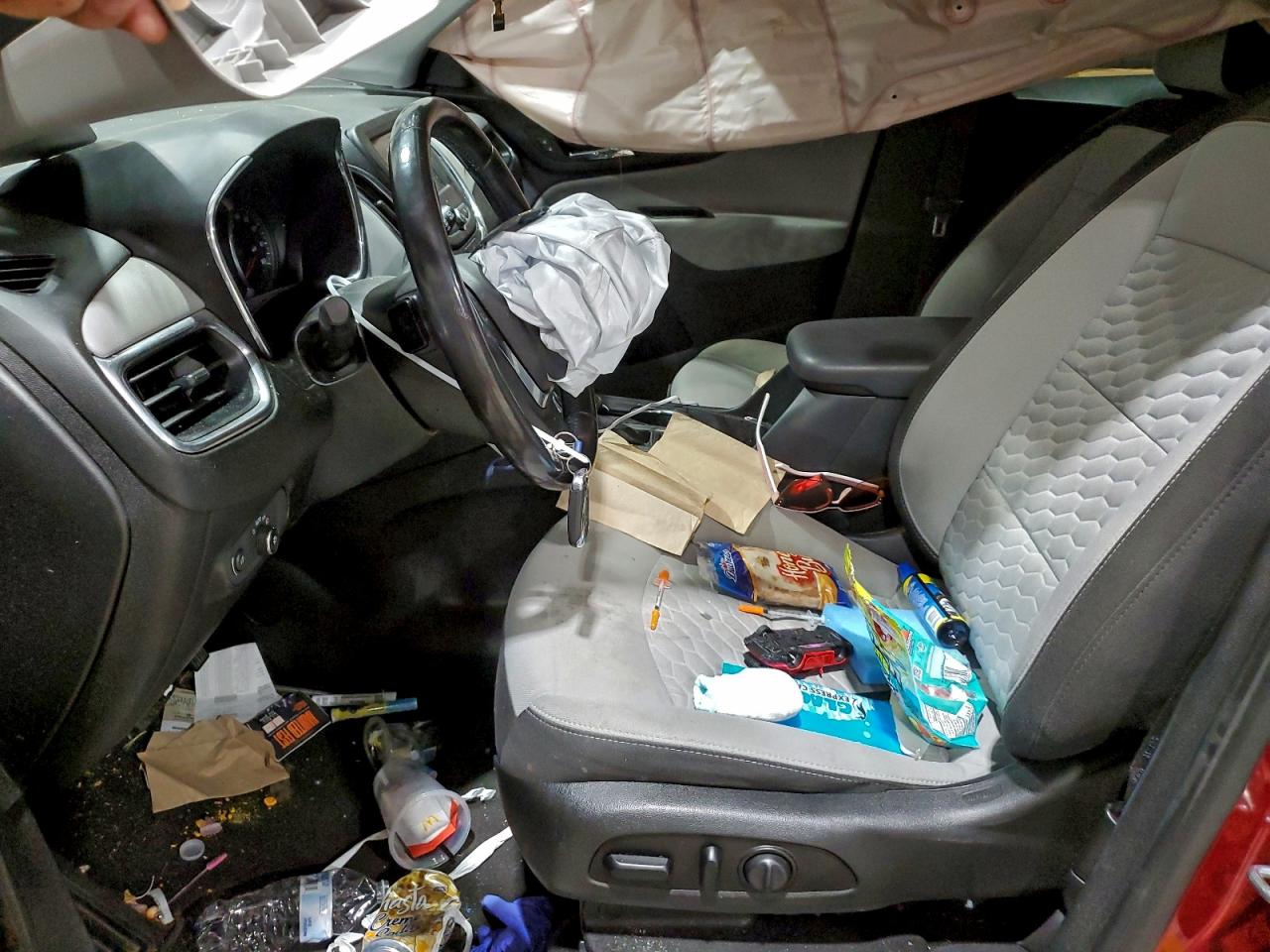 2019 Chevrolet Equinox Lt VIN: 2GNAXUEV2K6159406 Lot: 94686865