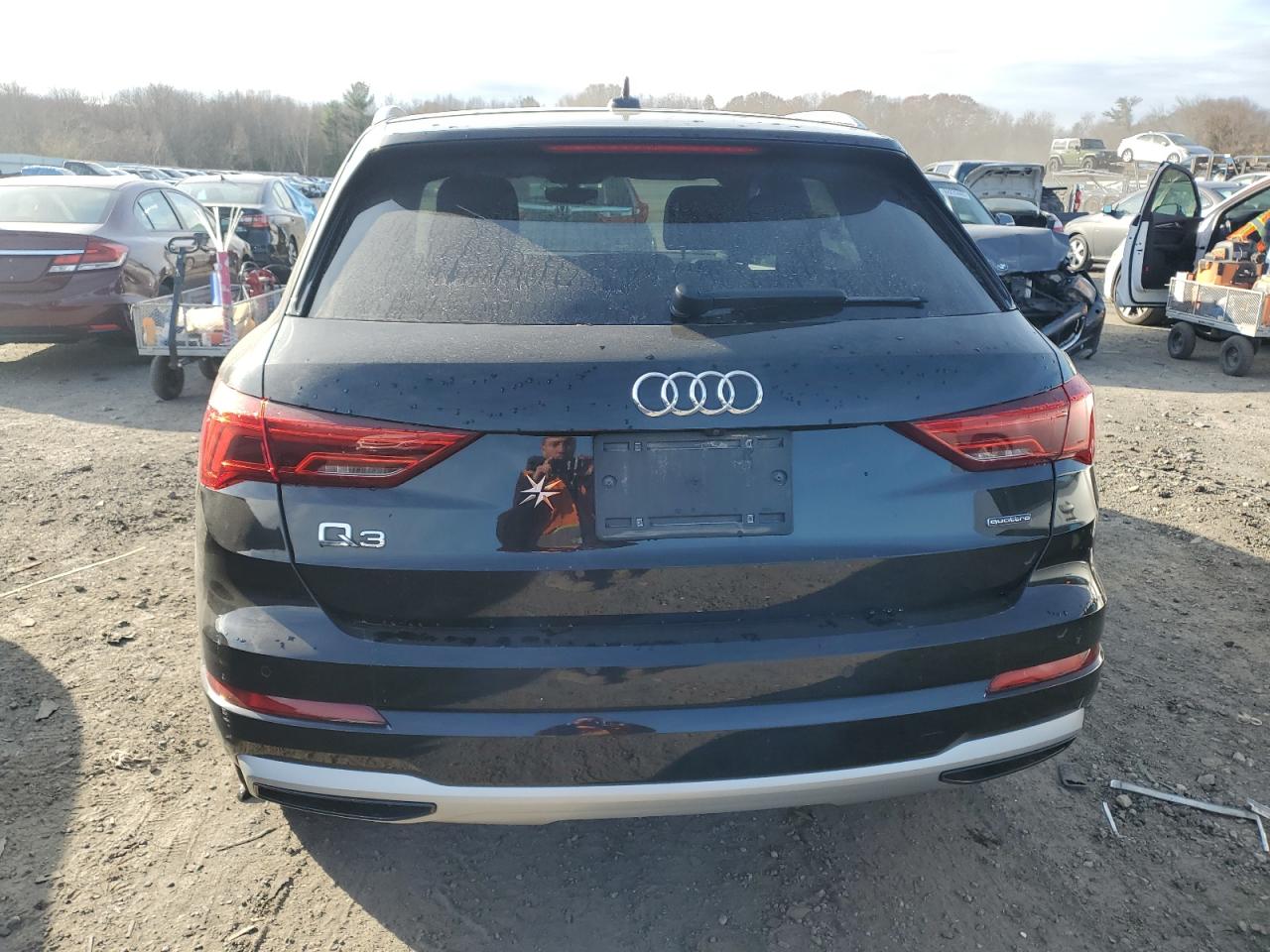 2020 Audi Q3 Premium Plus VIN: WA1BECF33L1076110 Lot: 93033495